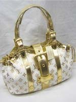 Louis_Vuitton_01.jpg