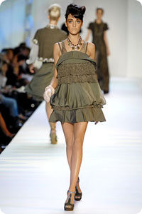 3473_3moschino.jpg