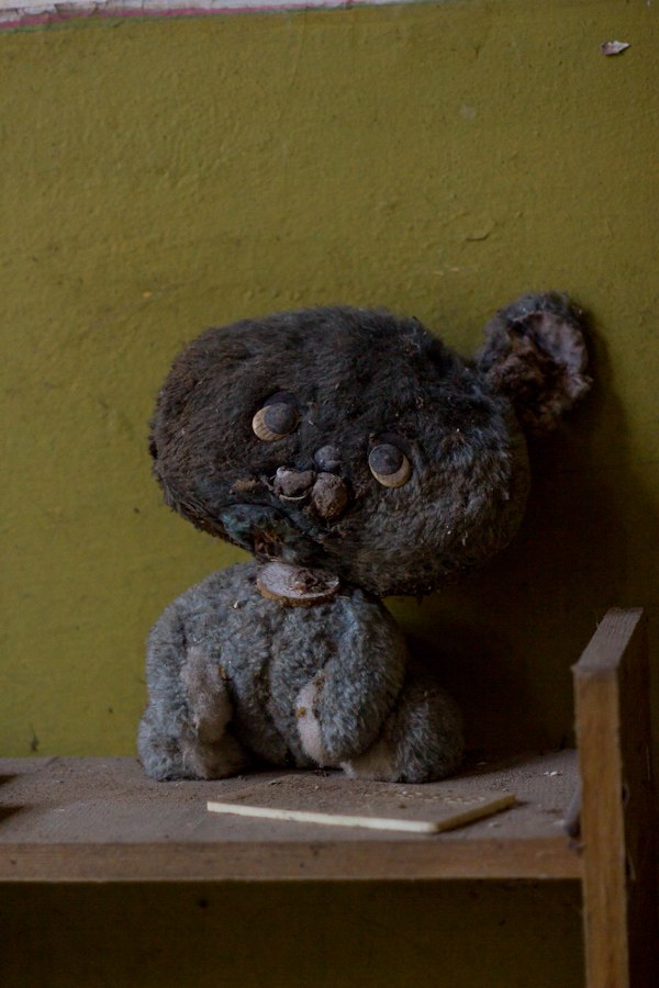 Игрушки из детского сада Копачи, Чернобыль 2012