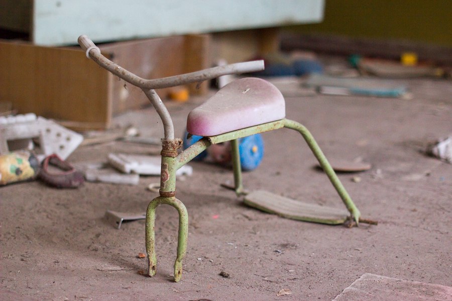 Игрушки из детского сада Копачи, Чернобыль 2012